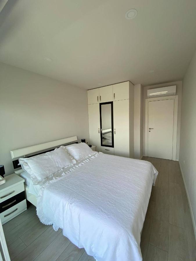 Lux Apartment Sea View Makarska Bagian luar foto